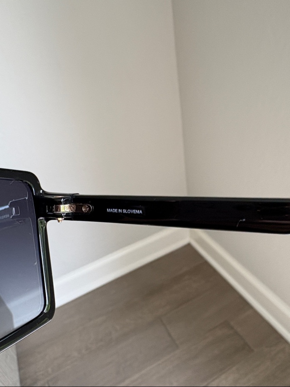 Marc Jacobs Black Oversized Shield Sunglasses - Picture 3 of 4